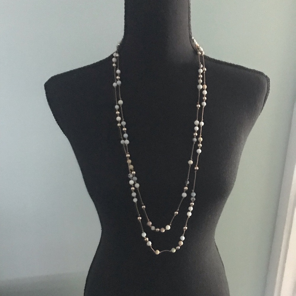 Francesca’s Genuine Amazonite necklace *LIKE NEW*